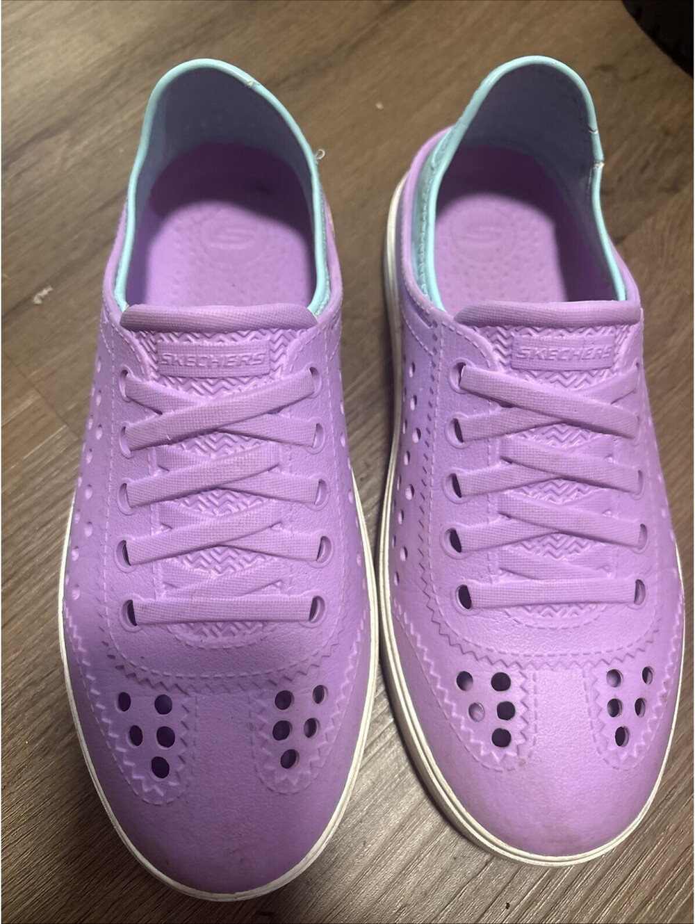 Woman Skechers Slip On Size 5 Purple And Blue Water Sandals
